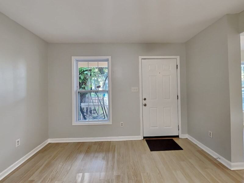 838 S Parramore Ave - Photo 3 of 25