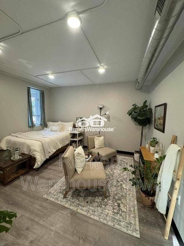 6633 Northwest 6th Drive #7 - Photo 4 of 15