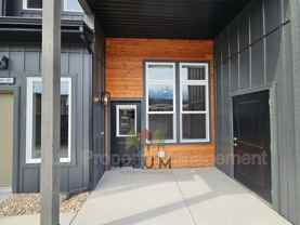430 Minnesota Ave - Photo 1 of 1