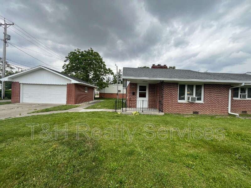 206 S 19th St - Photo 3 of 23