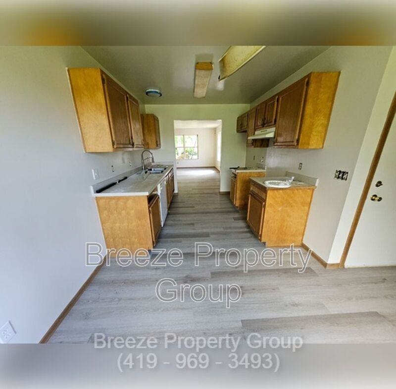 464 Chicago Ave - Photo 3 of 11