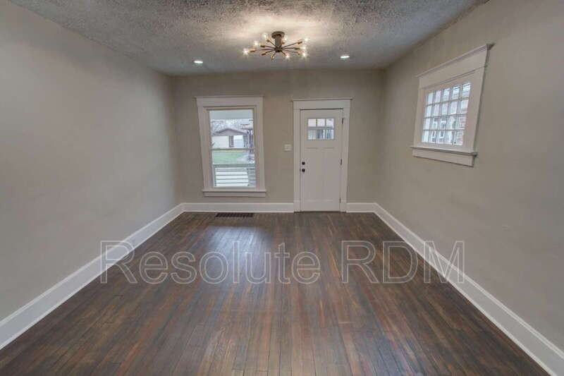 1313 Ringgold Ave - Photo 7 of 22