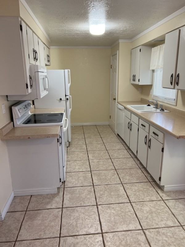 945 Sw - Photo 4 of 12