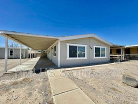 738 Swan Dr - Photo 1 of 1