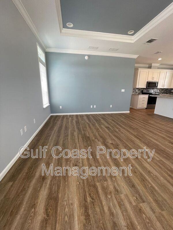 3200 Holly Ave - Photo 6 of 39