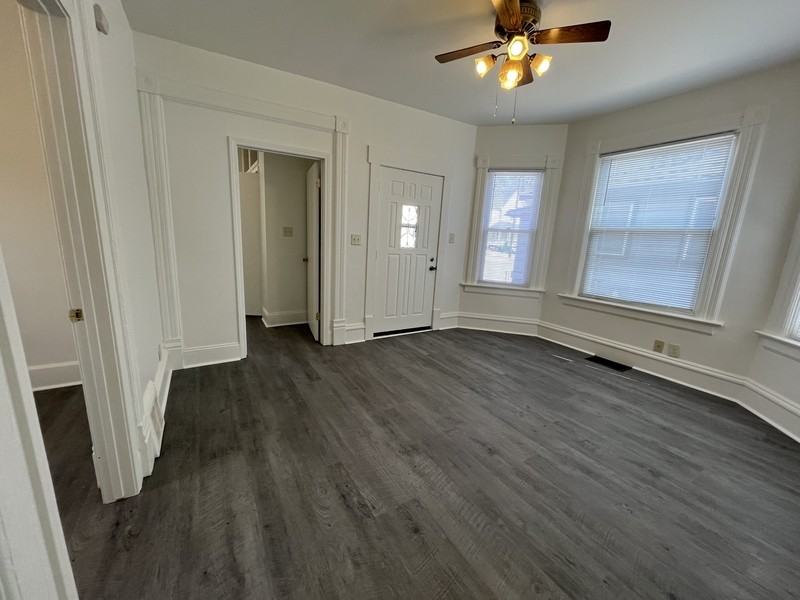 1311 Hamilton St - Photo 3 of 10