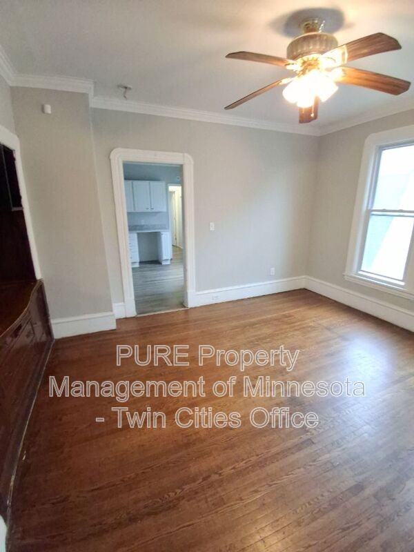3123 Portland Ave - Photo 4 of 32