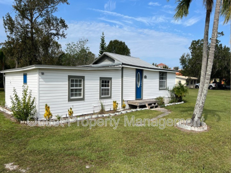 34 S Dean Rd - Photo 2 of 12