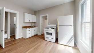 838 Yale St - Photo 1 of 1