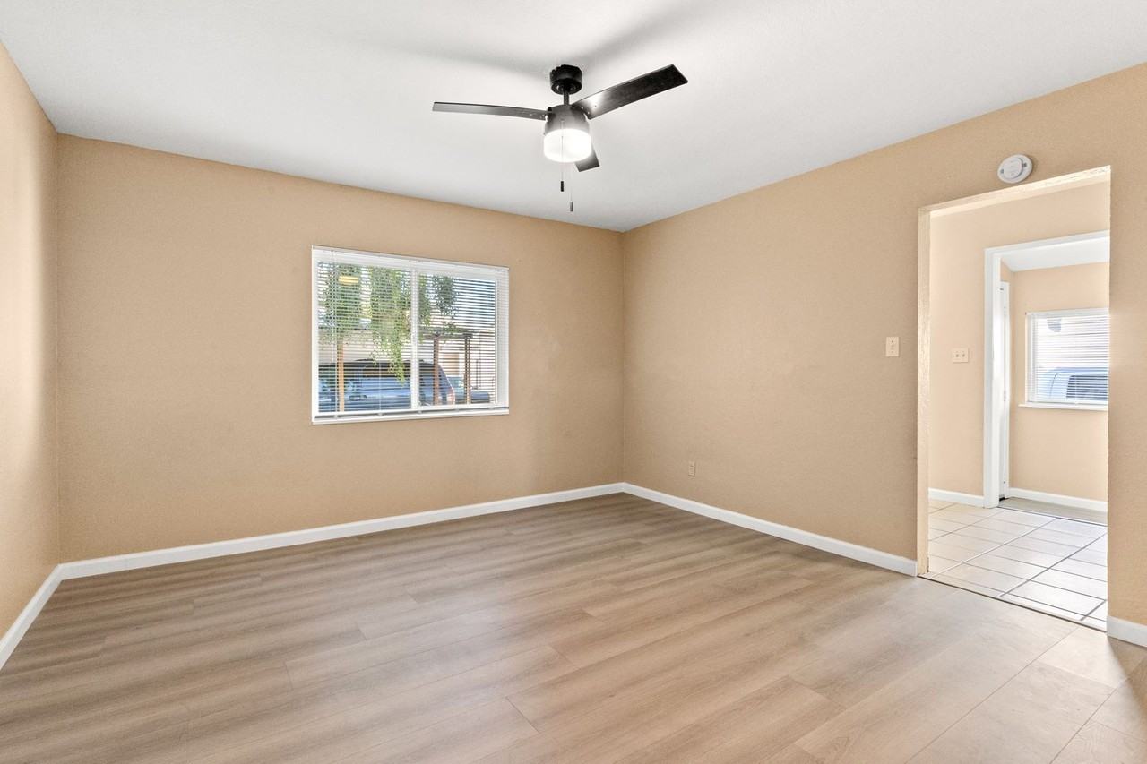 240 Smalley Ave - Photo 2 of 13