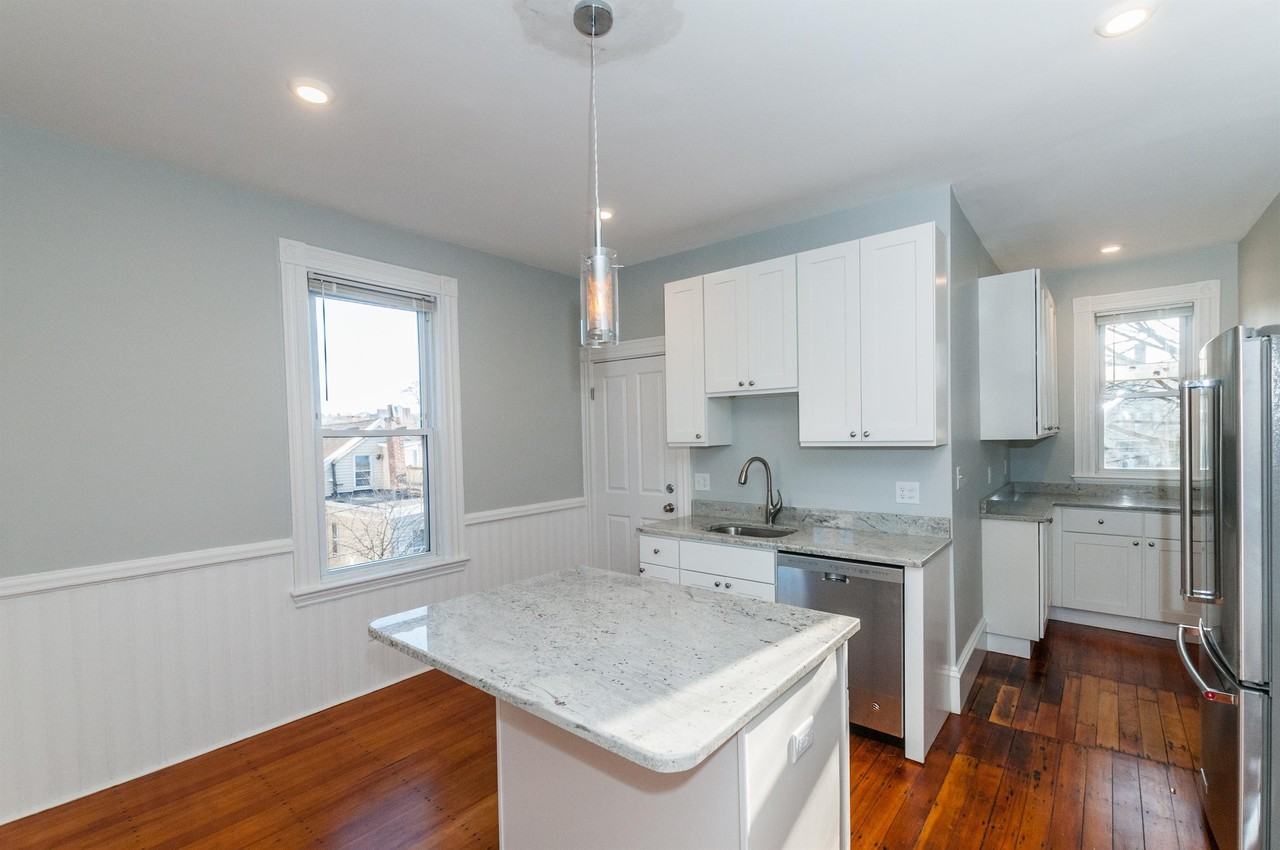 129-131 Paul Gore - Photo 3 of 19