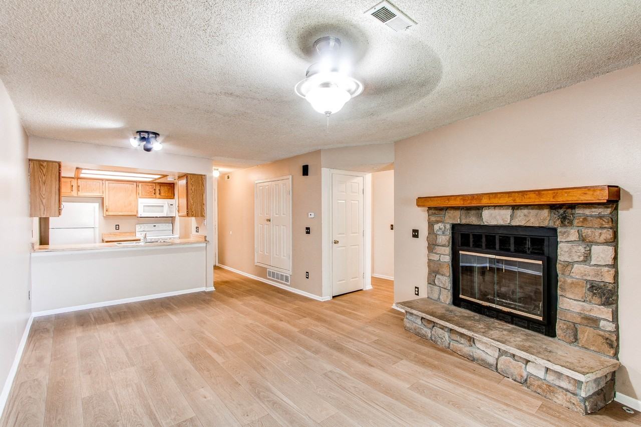 16255 E ALASKA PL - Photo 2 of 19