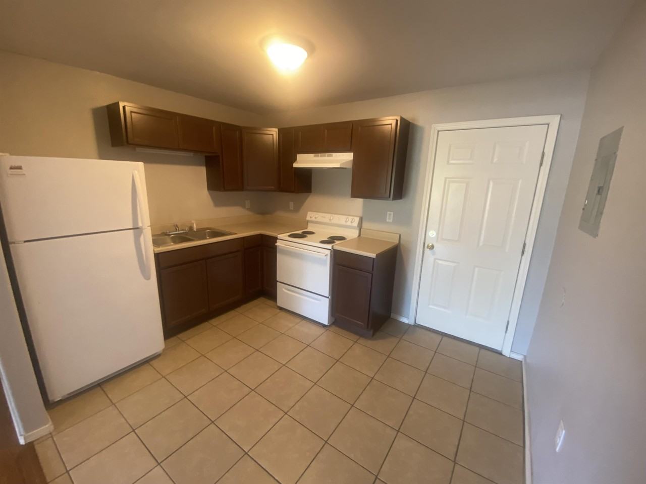 115 North Albert Pike Avenue - Photo 3 of 16