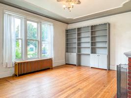 featured image of 301 N 4th St