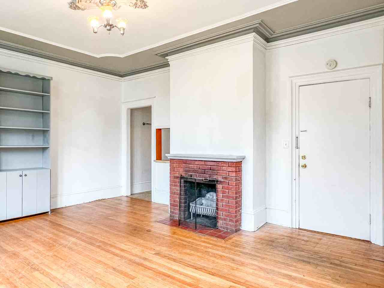 301 North 4th St - Photo 4 of 10