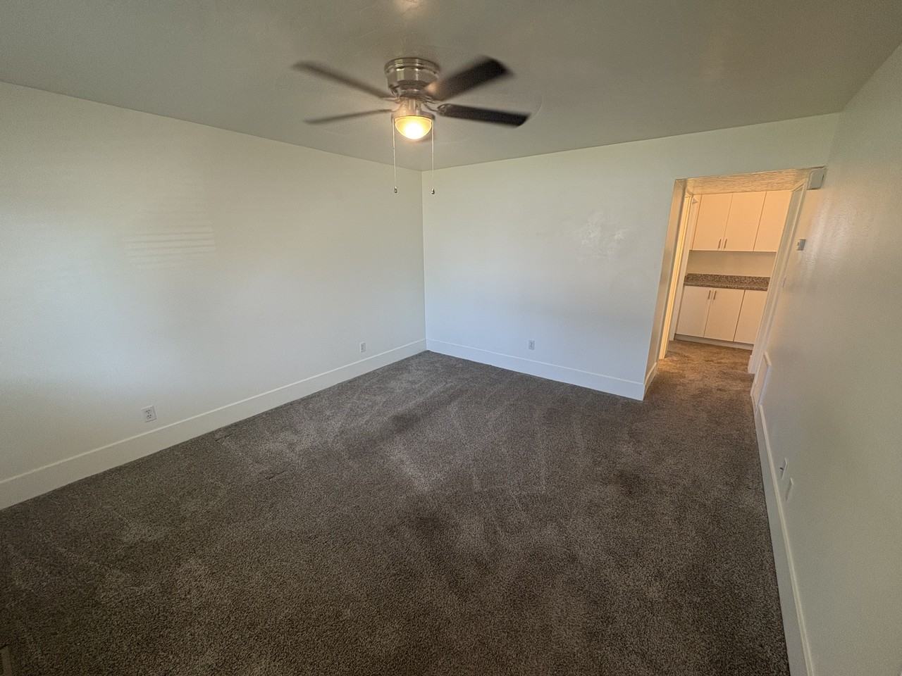 470 North 100 East Unit 5 - Photo 4 of 10