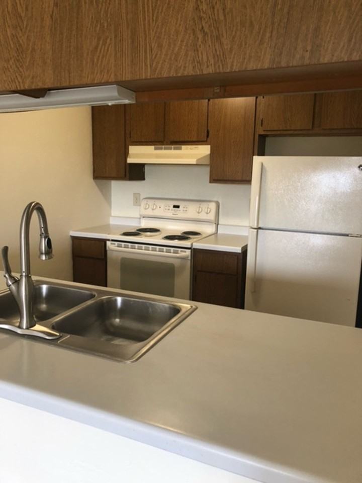 Village Park Apartments-Appleton - Photo 3 of 28