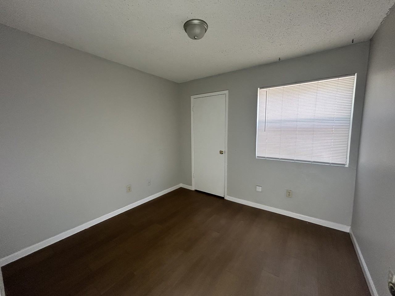 707 Bracewood - Photo 5 of 10