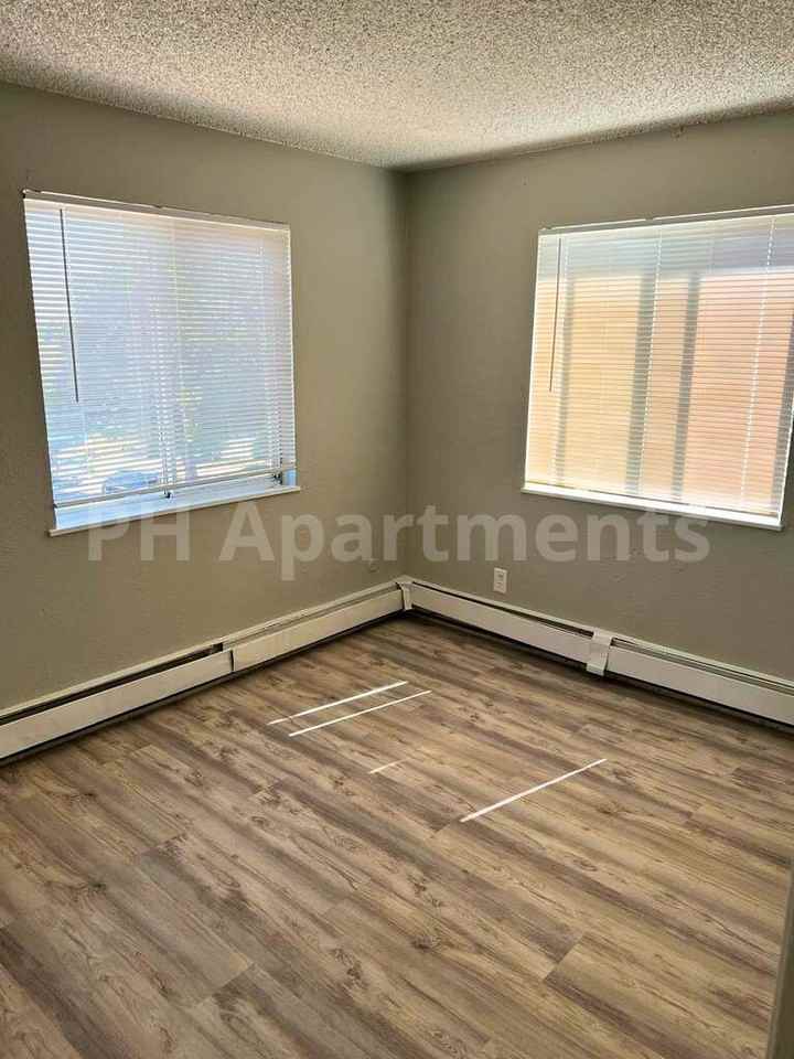 1943 Dallas Street - Photo 3 of 11