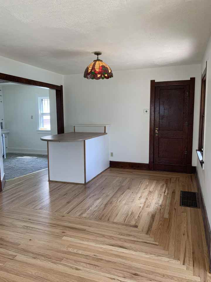 1017 East Harney Street - Photo 3 of 11