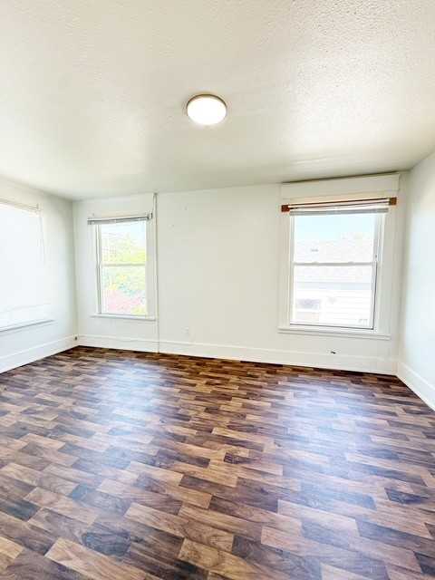 928 Pacific fiveplex - Photo 3 of 15