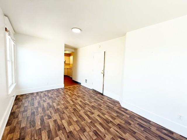 928 Pacific fiveplex - Photo 5 of 15