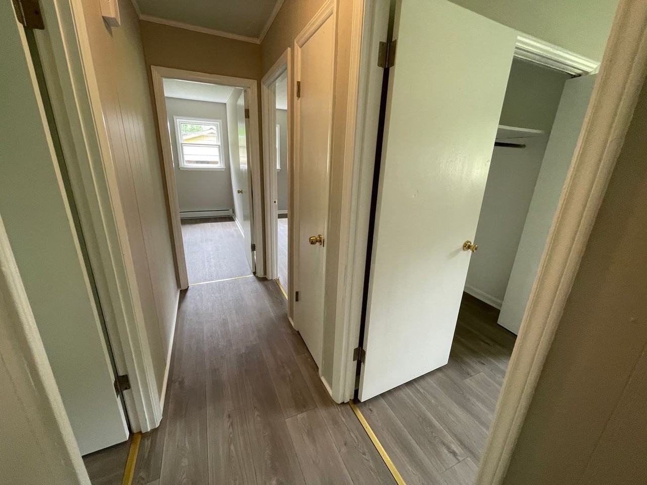 1829 Quail Run Dr - Photo 4 of 11
