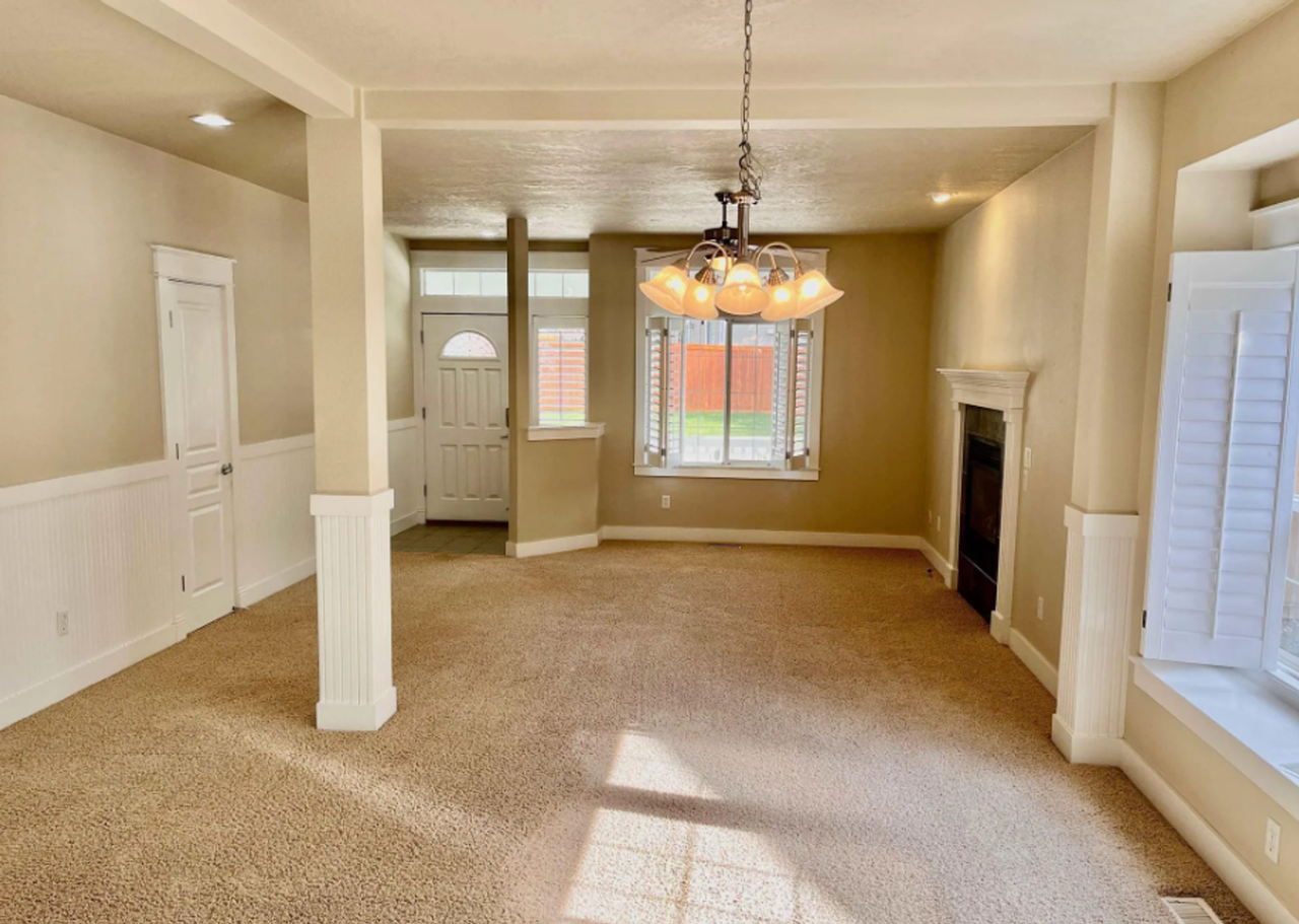 2905 E Pine Hollow Ln - Photo 6 of 27