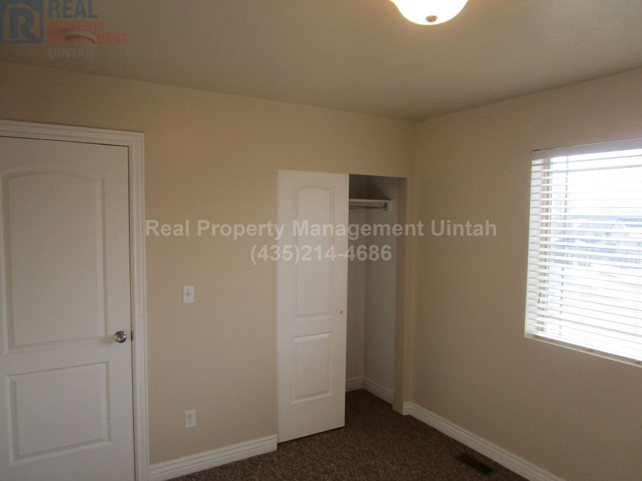 205 E 1100 S - Photo 4 of 6