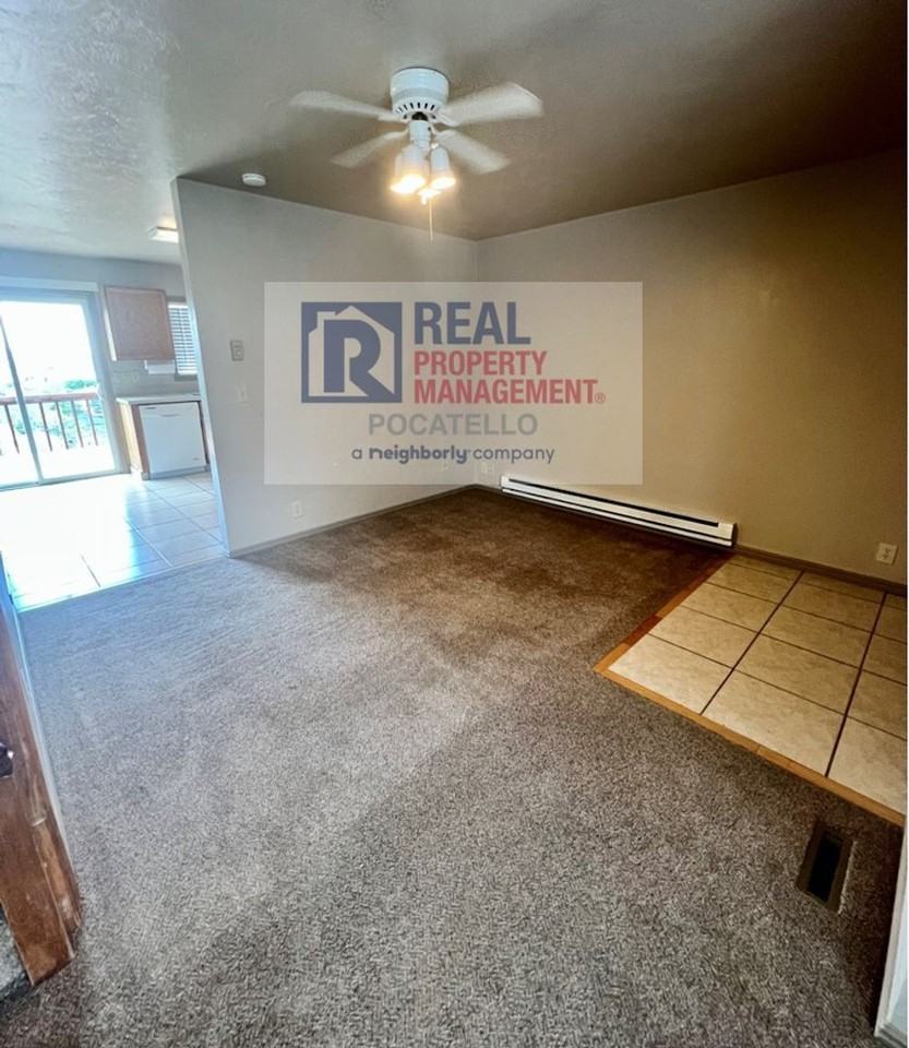 1247 Holman Ave - Photo 3 of 29