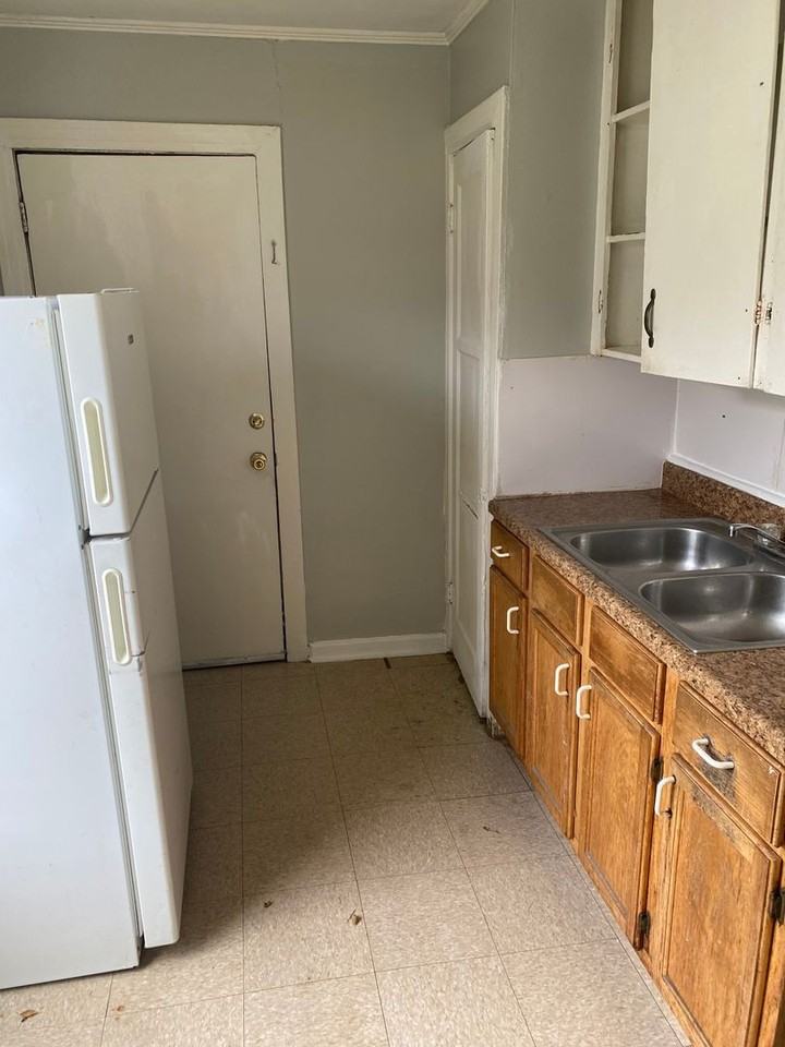 2602 Trichel St - Photo 2 of 7