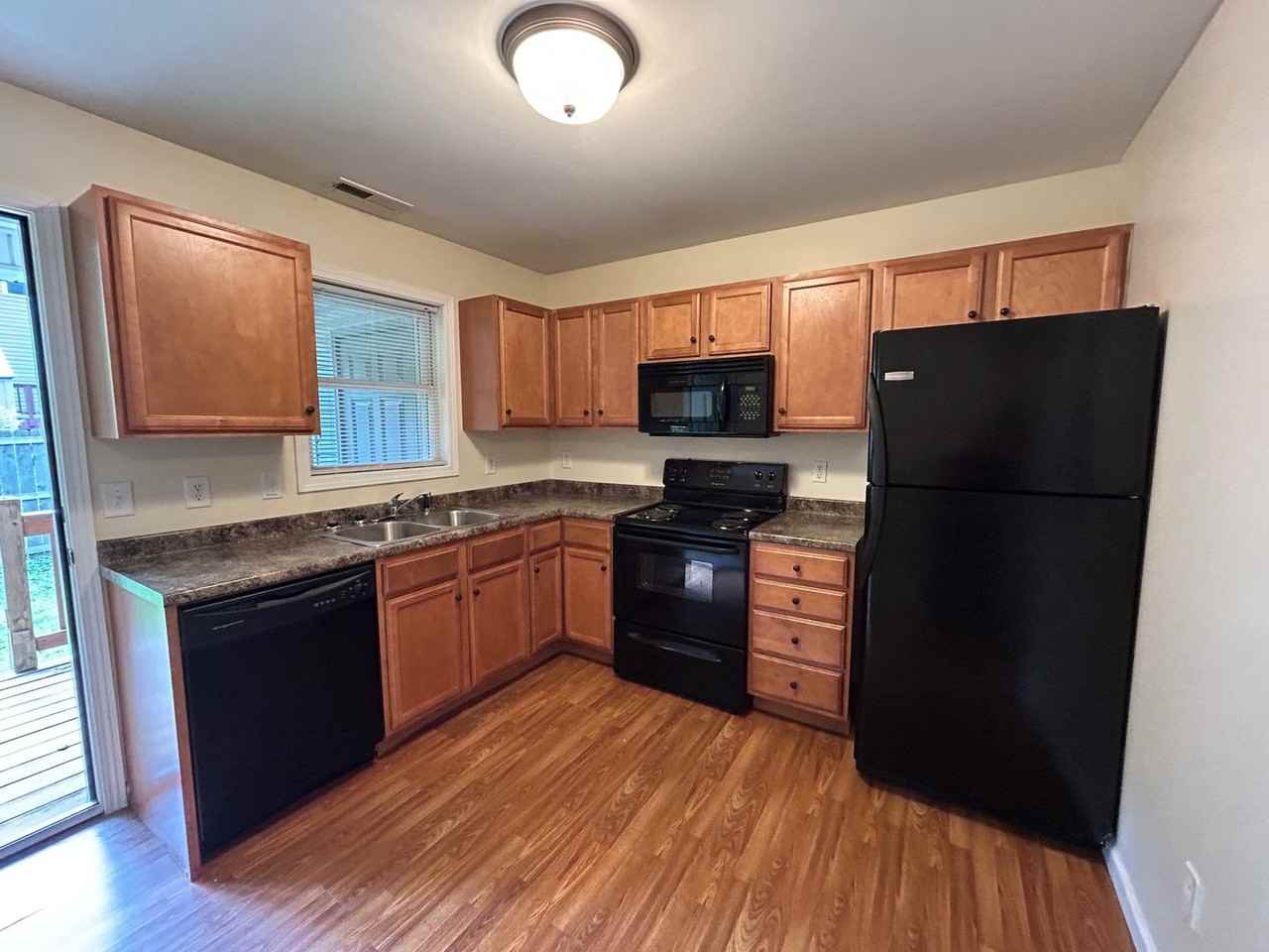 22A Half Moon Dr - Photo 5 of 22