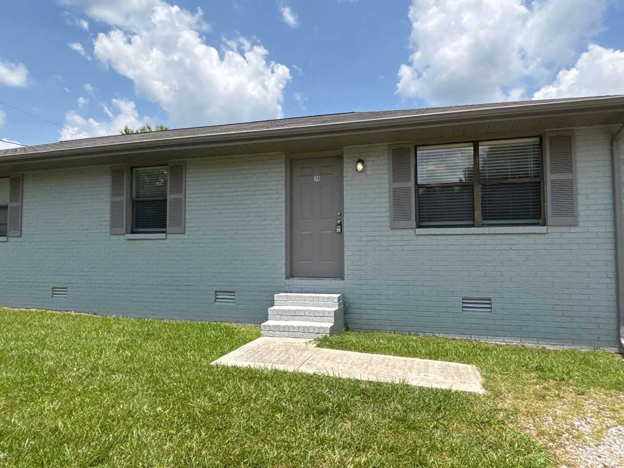 114 Wiley St - Photo 2 of 18