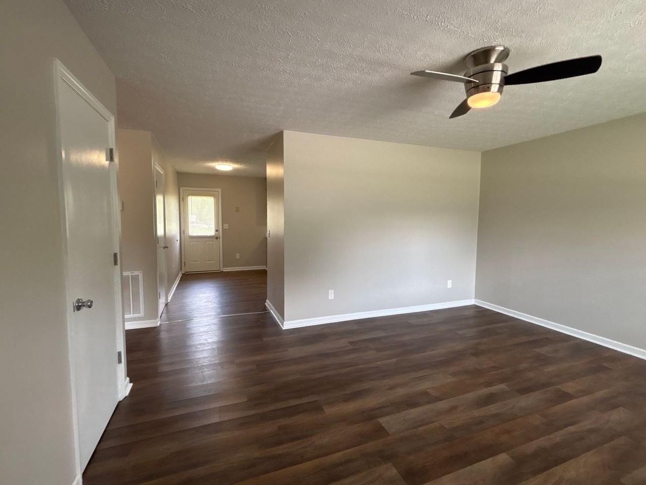 114 Wiley St - Photo 4 of 18