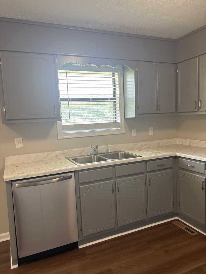 114 Wiley St - Photo 6 of 18