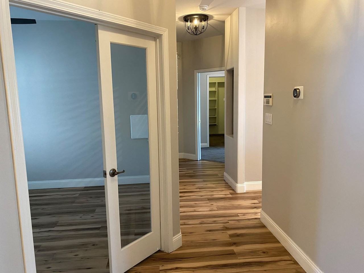 11119 Chimney Rock Dr - Photo 3 of 9