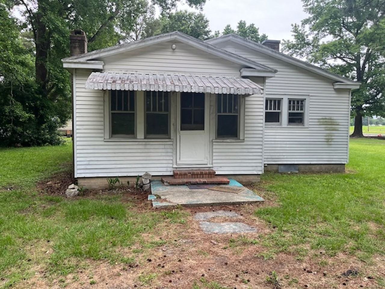 1910 Hwy 258 S - Photo 2 of 19