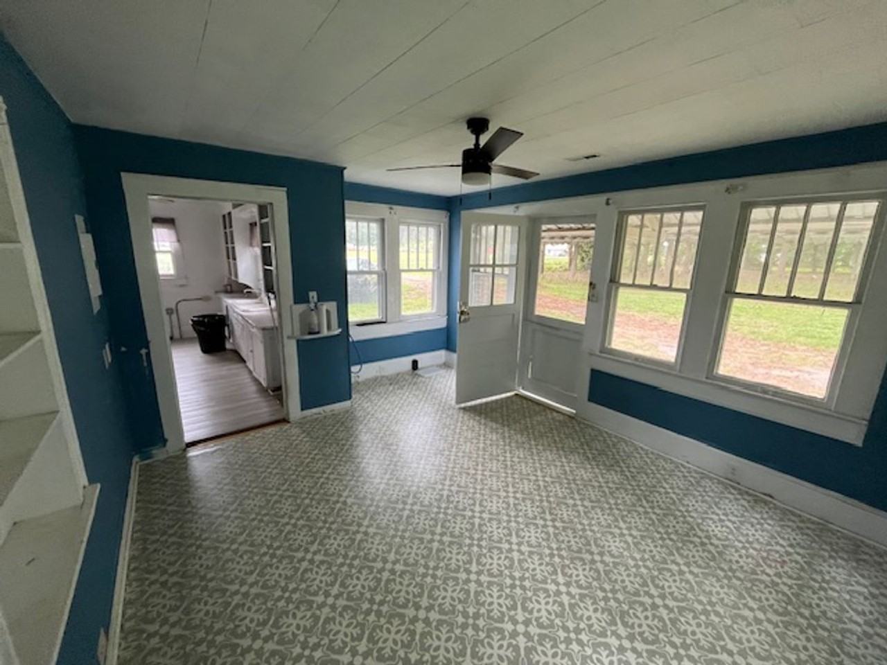 1910 Hwy 258 S - Photo 4 of 19
