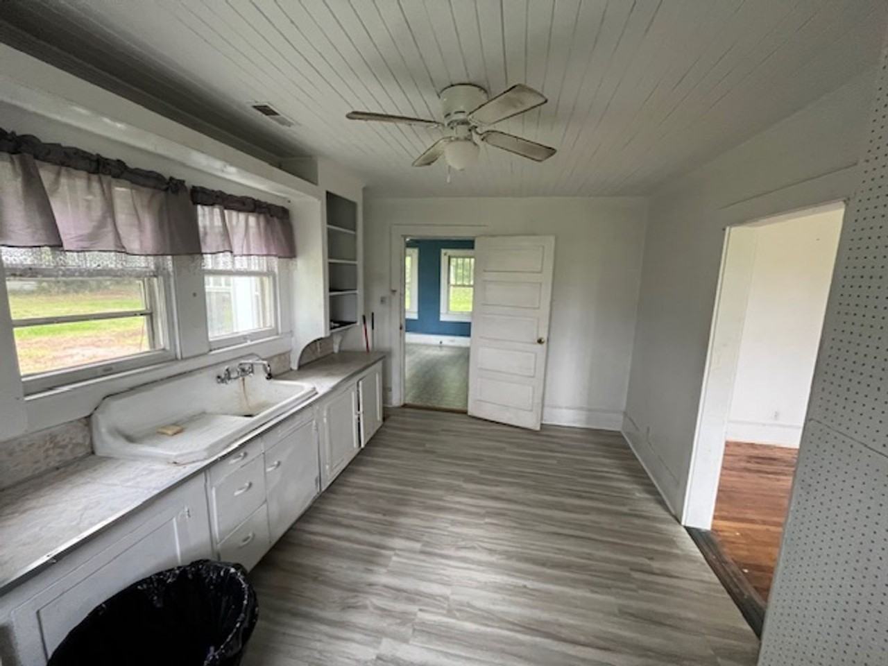 1910 Hwy 258 S - Photo 6 of 19