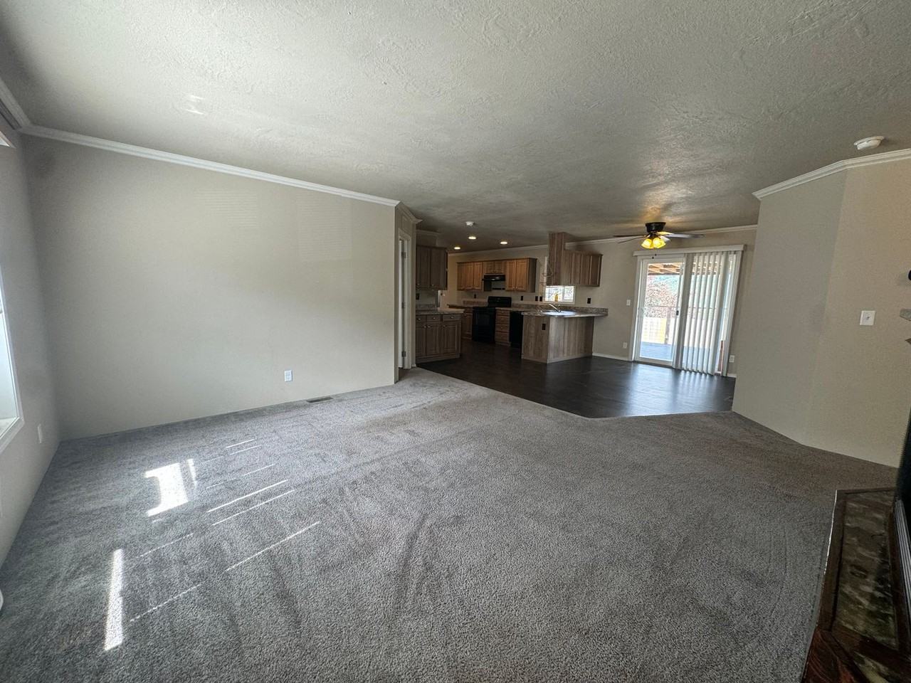 382 Clark St - Photo 3 of 25