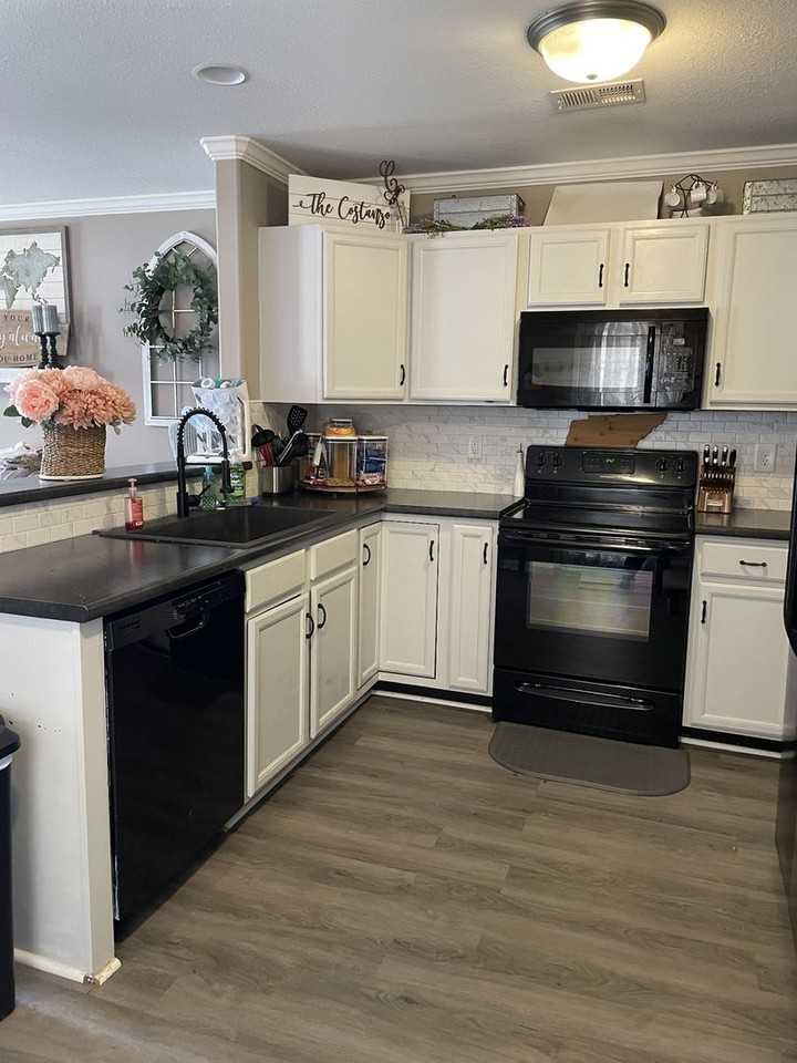 108 1/2 Riverview Dr - Photo 4 of 9