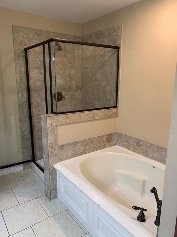 1305 Halcyon Pl - Photo 2 of 21