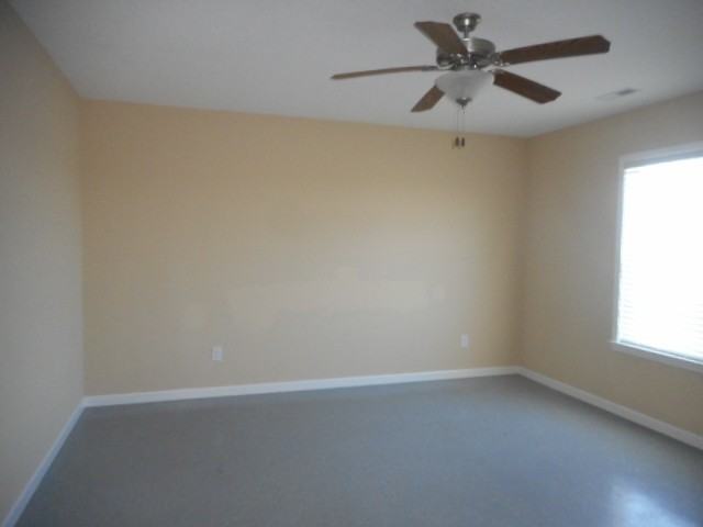 101 Dean Ct - Photo 2 of 8