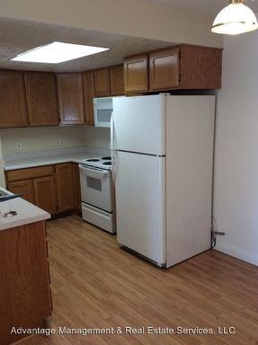 1263 W 1520 N - Photo 2 of 7