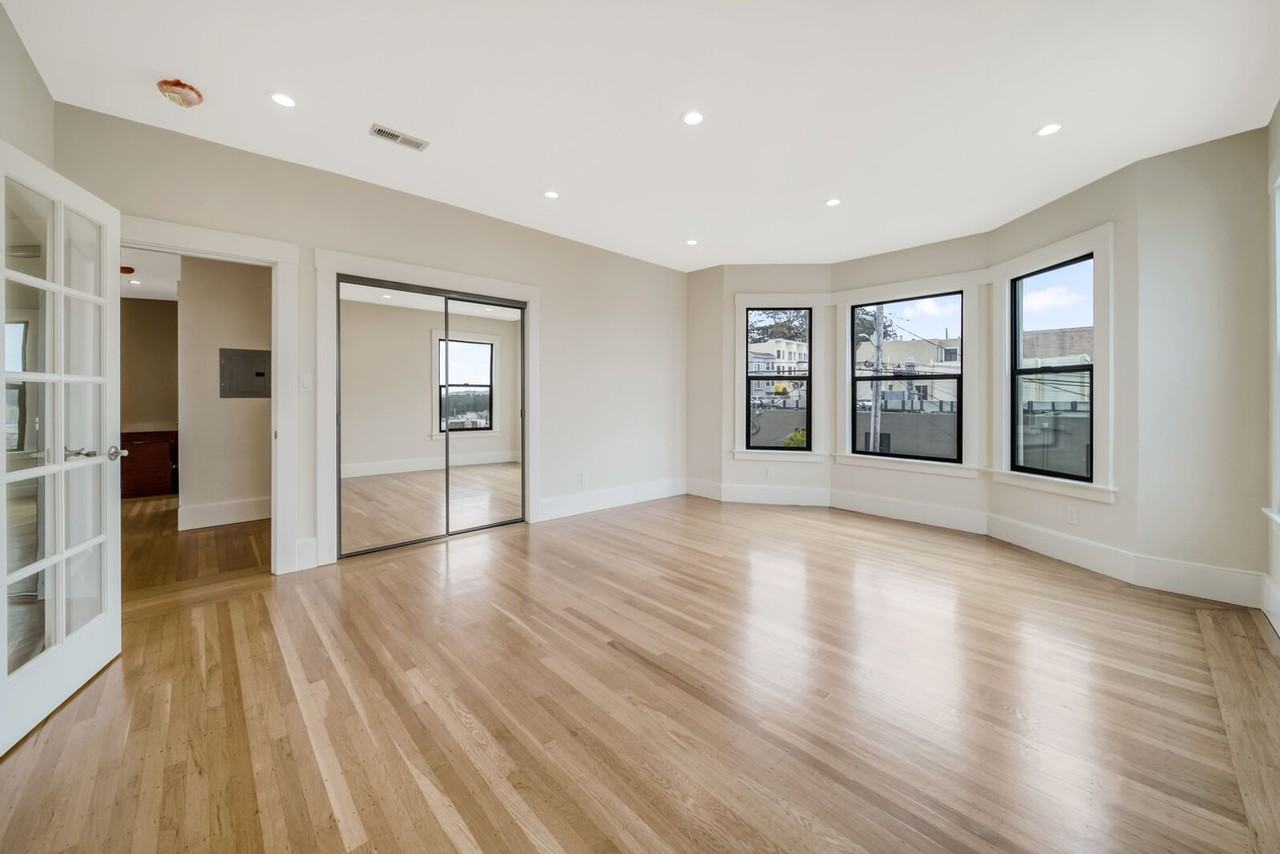 2407 25th Ave - Photo 2 of 17