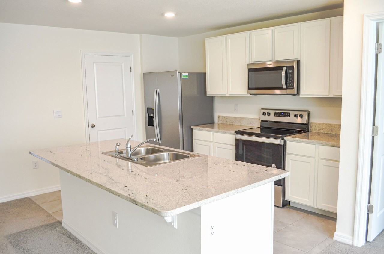 2167 NW 246th Ter - Photo 6 of 20