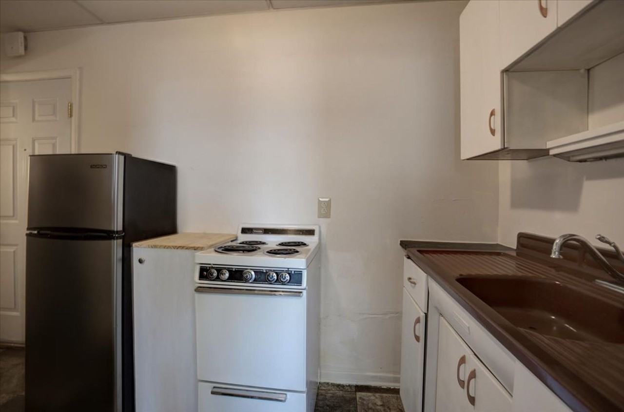 620 1/2 Main St E #2 - Photo 6 of 11