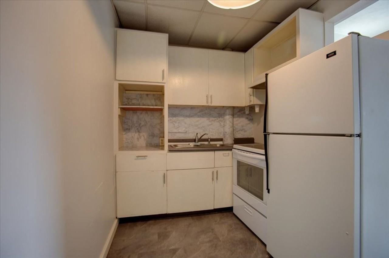 620 1/2 Main St E #4 - Photo 4 of 6