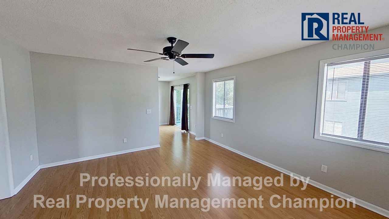 1253 Wellington Ave #J - Photo 2 of 19