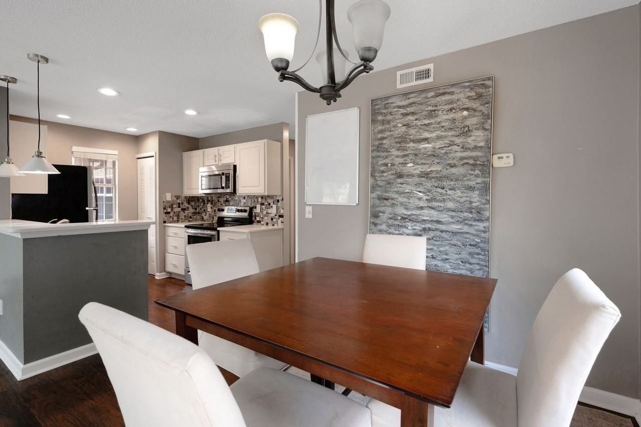 1003 Sandy Lane Dr - Photo 7 of 32